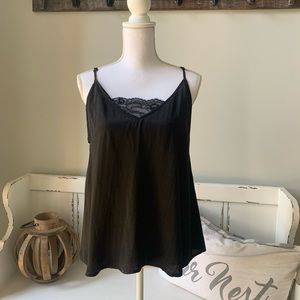 Women’s Listicle Black Tank Top Size Small
